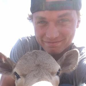 Meet your Posher, Ethan